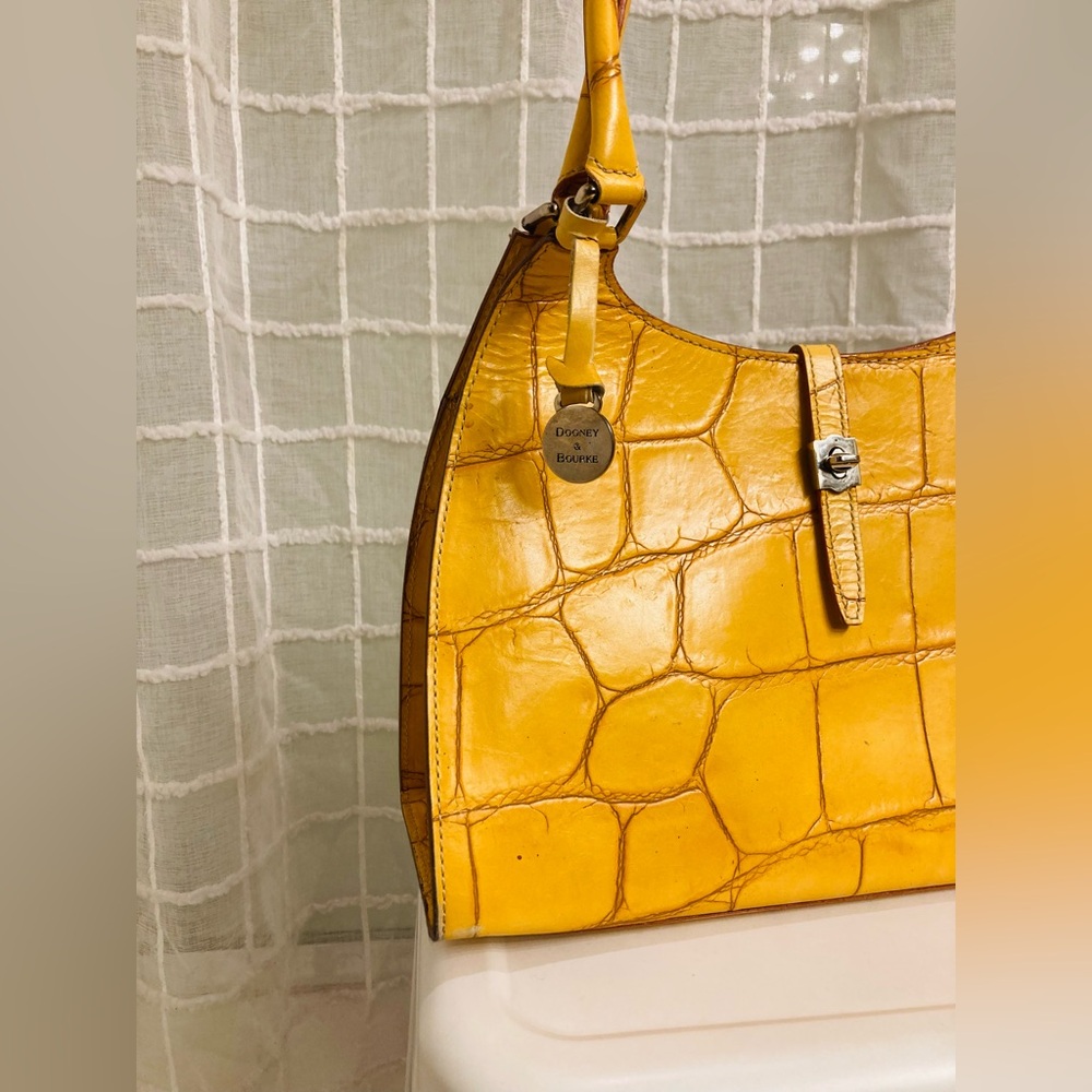 Dooney & Bourke Croc Embossed Alto Leather Shoulder Bag -MADE IN ITALY - Picture 3 of 16